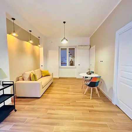 Boutique In Διαμέρισμα